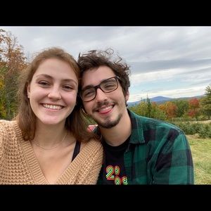 Meet your Posher, Olivia